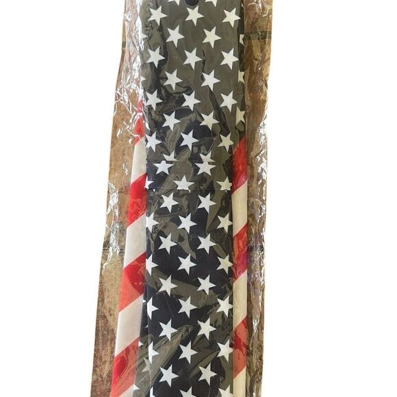 Men's Stars and Stripes Tie New In Package - Picture 3 of 7